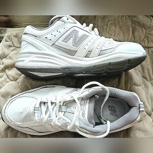 New Balance White and Gray Sneakers